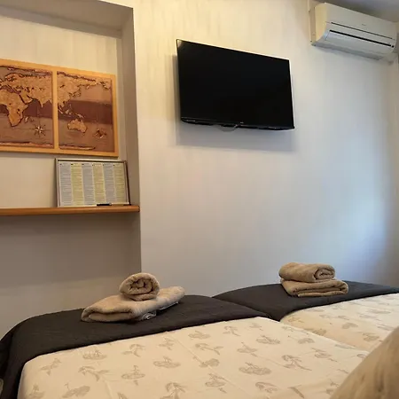 Blue Tree Apartment *