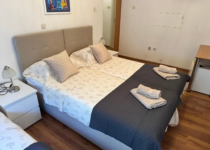 蓝树客房酒店 斯普利特