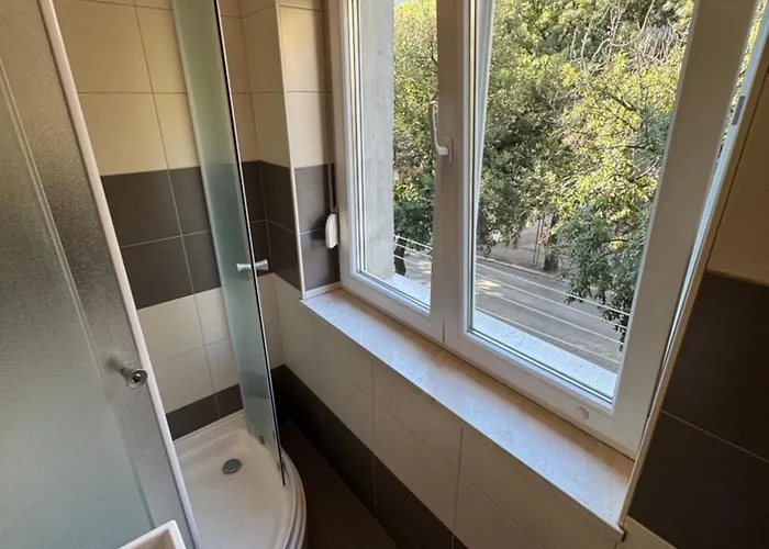 蓝树客房酒店 * 斯普利特