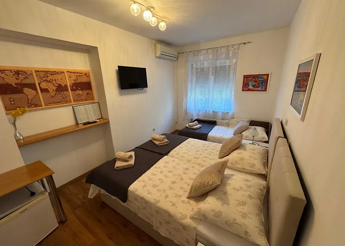 蓝树客房酒店 公寓 *