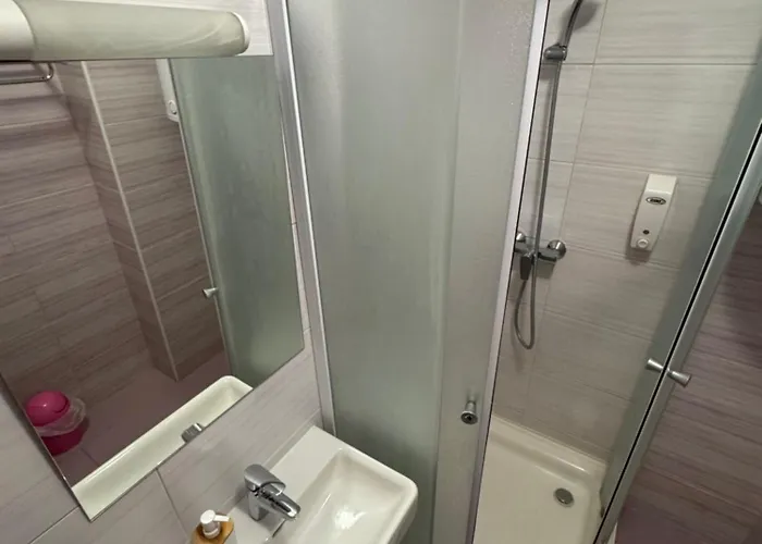 蓝树客房酒店 公寓