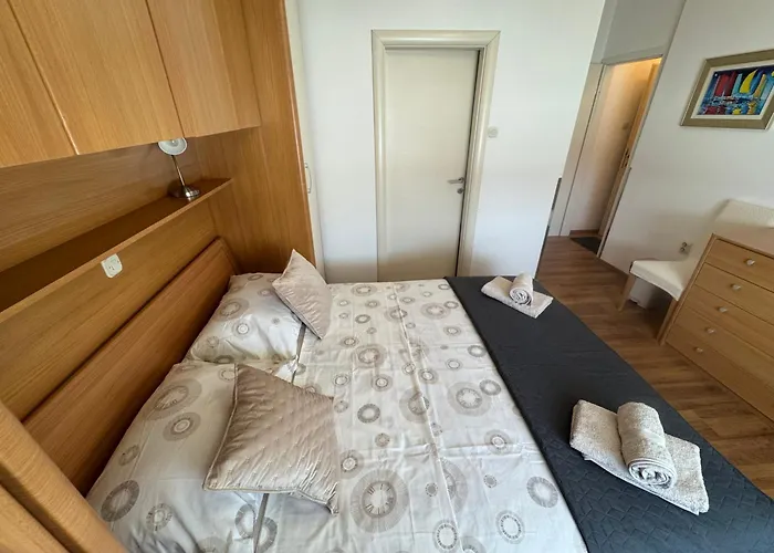 蓝树客房酒店 斯普利特