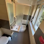 蓝树客房酒店 公寓