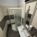 蓝树客房酒店