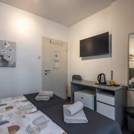 Blue Tree Apartman *
