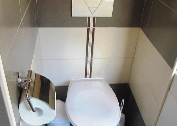 蓝树客房酒店 * 斯普利特