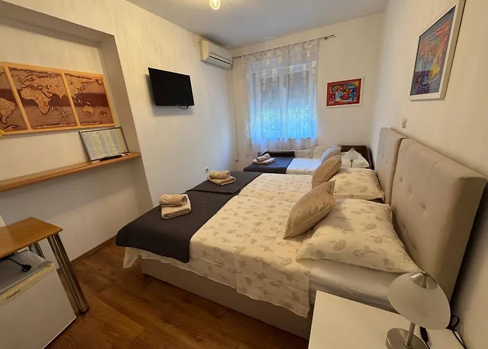 蓝树客房酒店 * 斯普利特