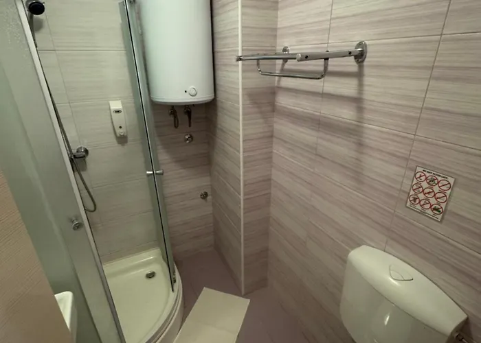 公寓 蓝树客房酒店 斯普利特