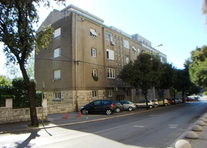 蓝树客房酒店 公寓 斯普利特